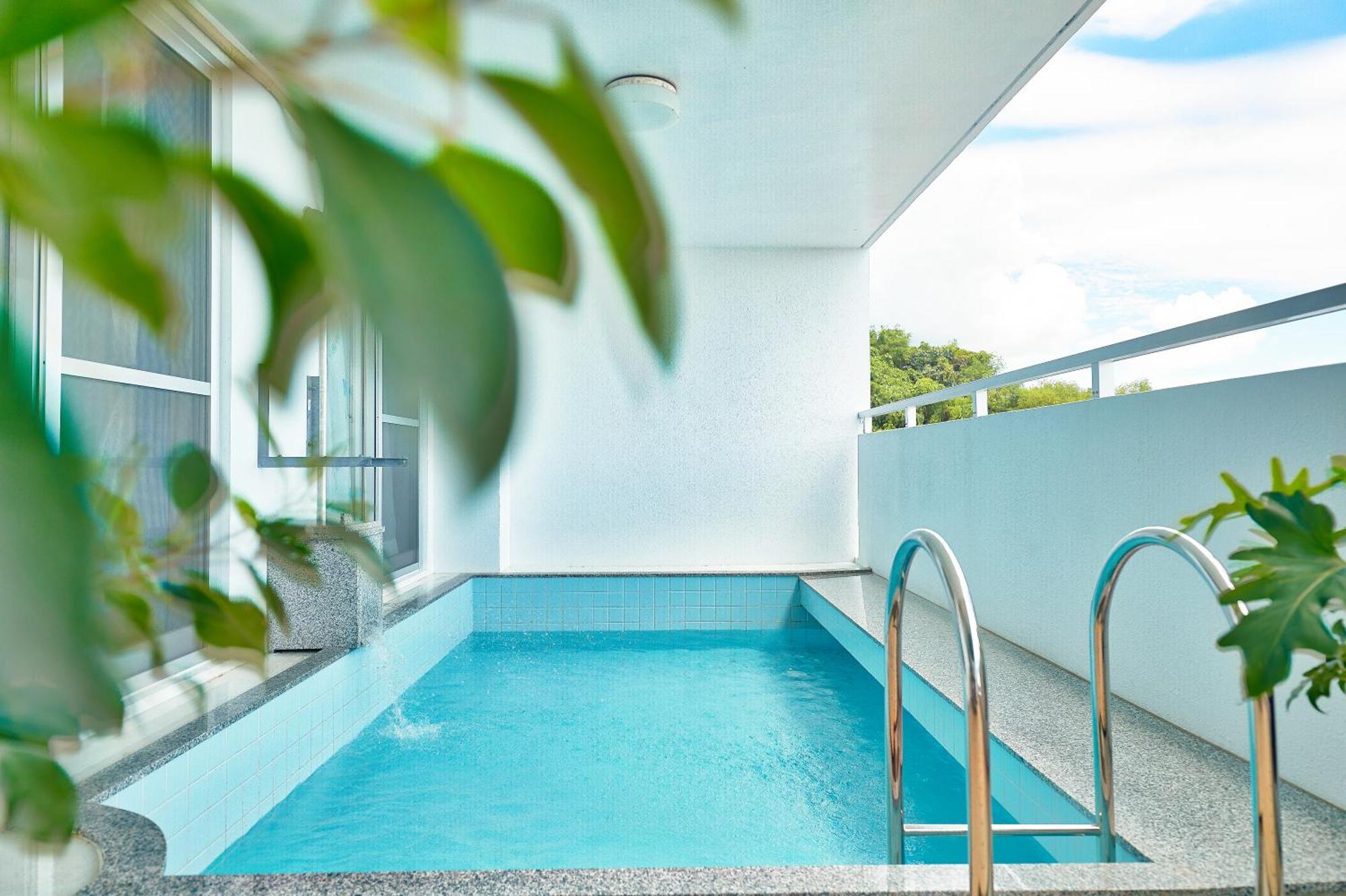 Freedomhillsフリーダムヒルズa棟 Apartment Tomigusuku Exterior photo