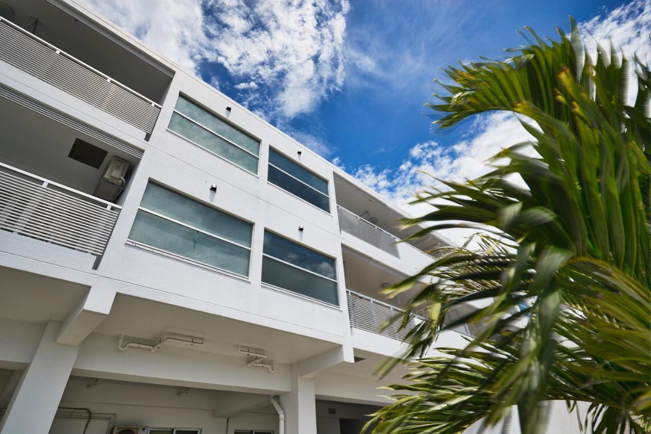 Freedomhillsフリーダムヒルズa棟 Apartment Tomigusuku Exterior photo