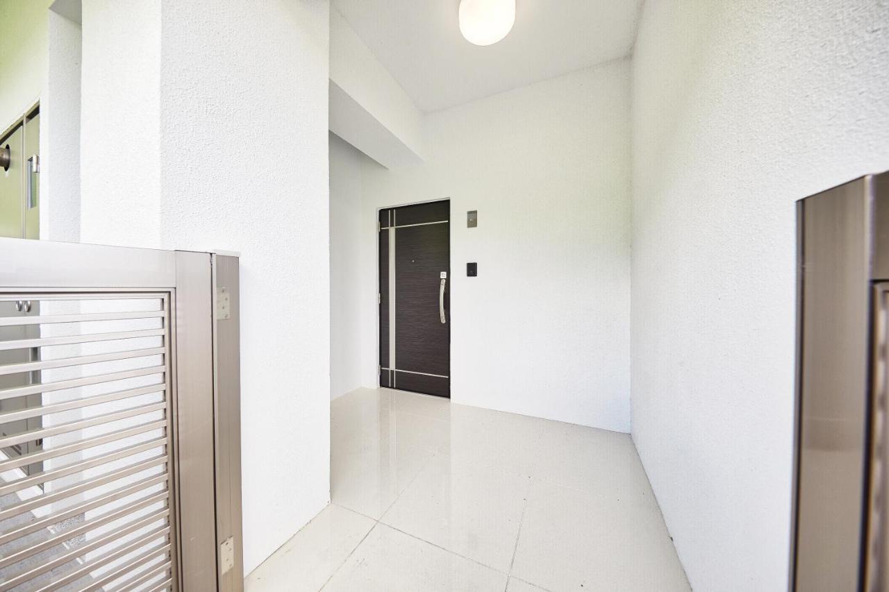 Freedomhillsフリーダムヒルズa棟 Apartment Tomigusuku Exterior photo