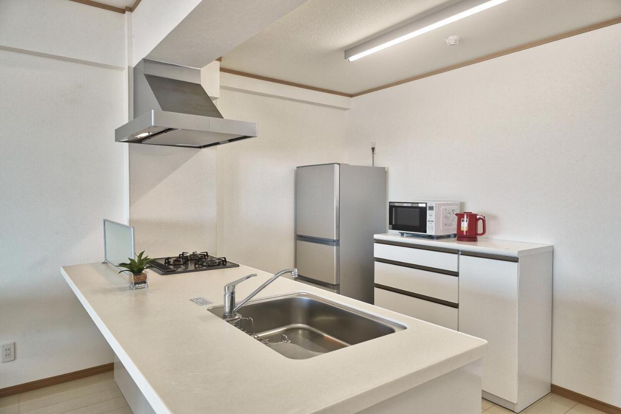 Freedomhillsフリーダムヒルズa棟 Apartment Tomigusuku Exterior photo